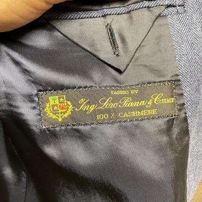 Neiman Marcus Suits, Slacks & Sports Coats (PC2-SS)