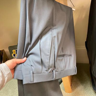 Neiman Marcus Suits, Slacks & Sports Coats (PC2-SS)