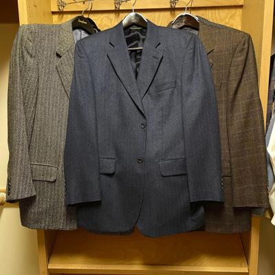Neiman Marcus Suits, Slacks & Sports Coats (PC2-SS)
