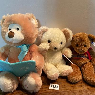 Trio of loving bears