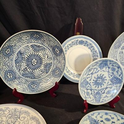 Vintage Chinese Plates & Wooden Stands  (DR-JS)