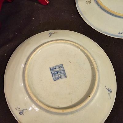 Vintage Chinese Plates & Wooden Stands  (DR-JS)