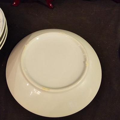 Vintage Chinese Plates & Wooden Stands  (DR-JS)