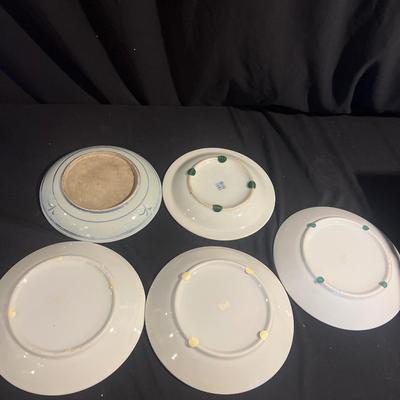 Vintage Chinese Plates & Wooden Stands  (DR-JS)