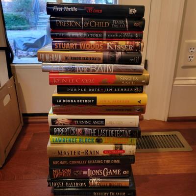 Novels and Mystery Books (SR-DW)
