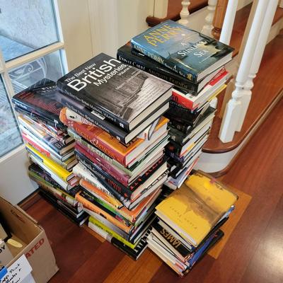 Novels and Mystery Books (SR-DW)
