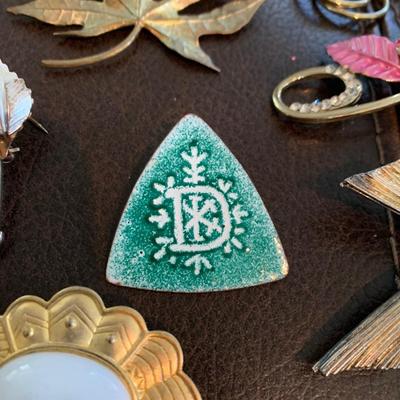 Estate Jewelry Lot Pins Earrings