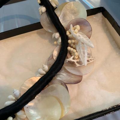 Sea Shell Choker Necklace