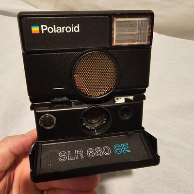 Polaroid SLR 680 SE Camera  (BR-JS)