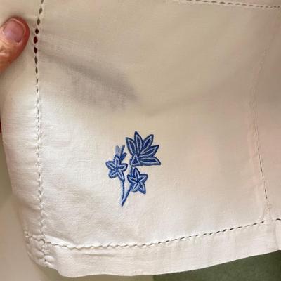 Fine Linens: Lace, Crochet, Embroidery & More (BR1-SS)