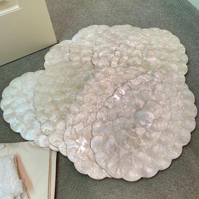 Fine Linens: Lace, Crochet, Embroidery & More (BR1-SS)