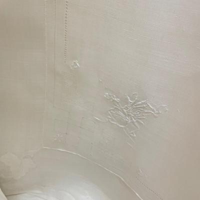 Fine Linens: Lace, Crochet, Embroidery & More (BR1-SS)