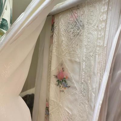 Fine Linens: Lace, Crochet, Embroidery & More (BR1-SS)