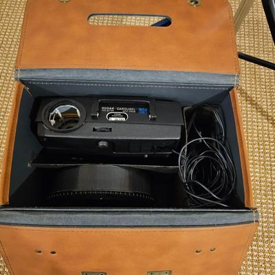 Kodak 760H Carousel Slide Projector, Screen & More  (BR-JS)