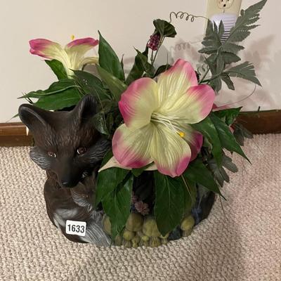 Fox planter w/ artificial flowers