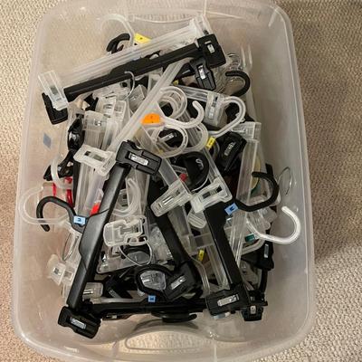 Tote of hangers