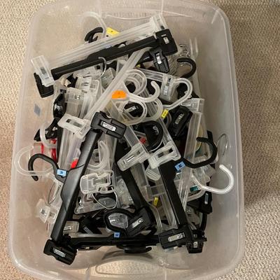 Tote of hangers