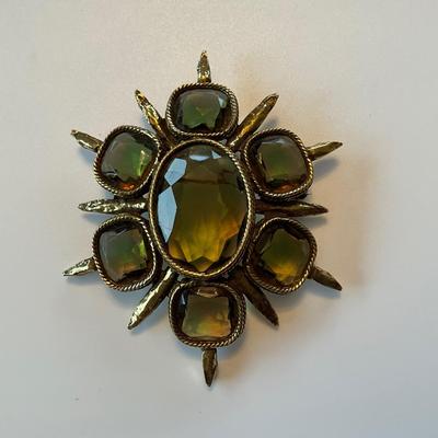 Vintage Brooch/Pin