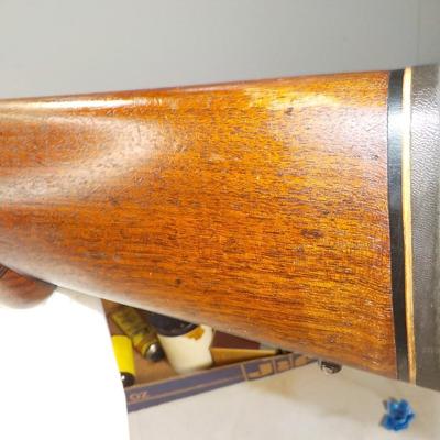 Browning (Belquim) A 5/ 12 Gauge, fix full choke, 2 3/4. est $300 to  $700.