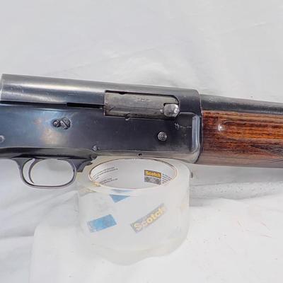 Browning (Belquim) A 5/ 12 Gauge, fix full choke, 2 3/4. est $300 to  $700.