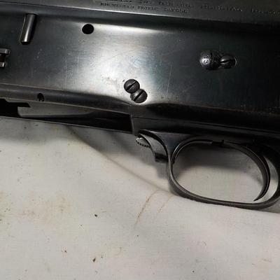 Browning (Belquim) A 5/ 12 Gauge, fix full choke, 2 3/4. est $300 to  $700.