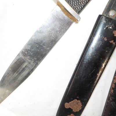 2 Hitler Youth Knifes and cases. ( REAL). est. $30 to $150.