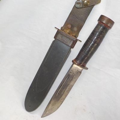 USN WW2Fighter Pilots Survival Knife, MK-2/ Cattarugus. est. $200 to $$600.