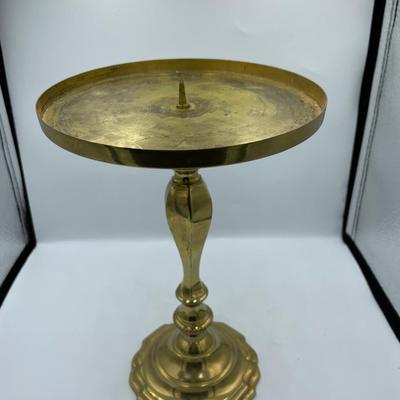 Candle holder