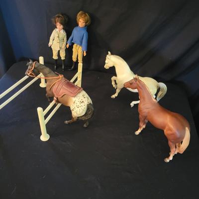 Large Collection of Breyer Molded Horses and More  (UB-DW)