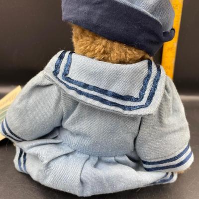 Mercedes bear