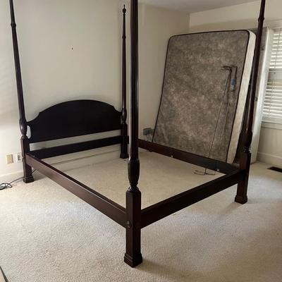 Queen Rice Carved Poster Bed (PS-MK)
