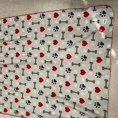 Very lightweight throw blanket