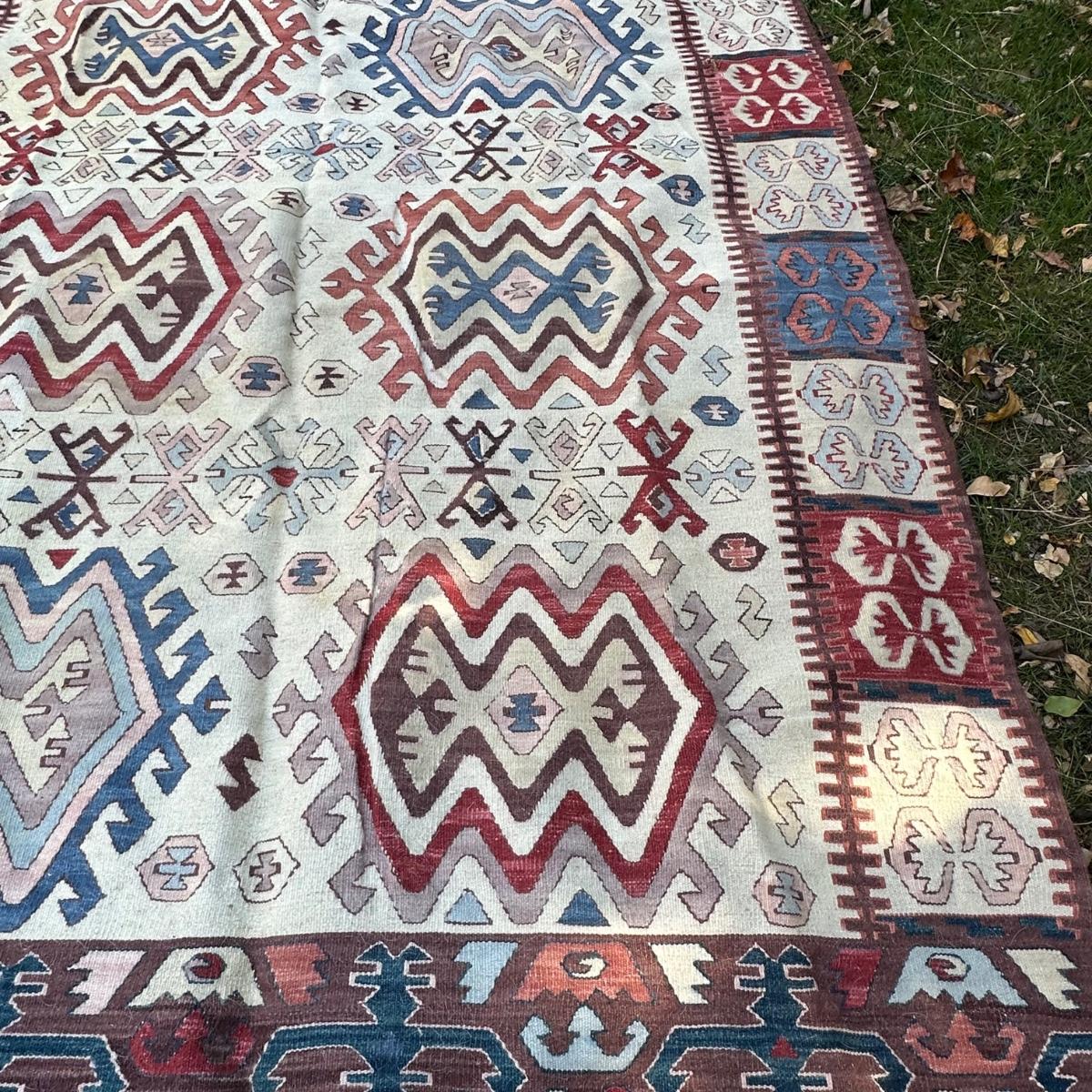 Kilim Style Rug (BPKL)