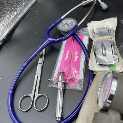 Stethoscope/blood pressure cuff