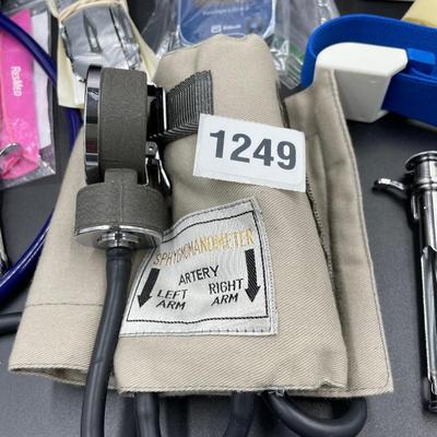 Stethoscope/blood pressure cuff