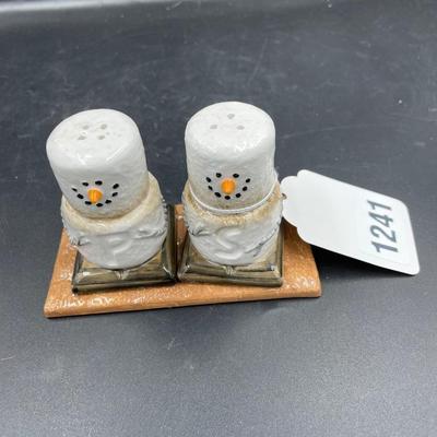 Smores salt and pepper