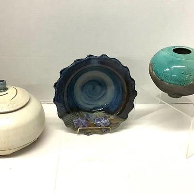 Lot 897 Lot of Decorative Artisan Pottery