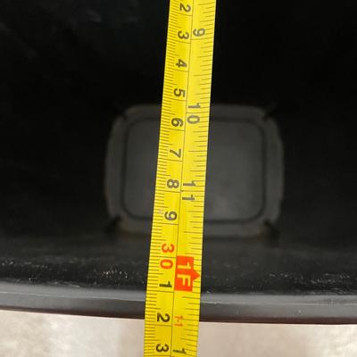 Kitchen trash can