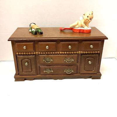 Lot 898  Wooden Jewelry Box & Two Porcelain Figures