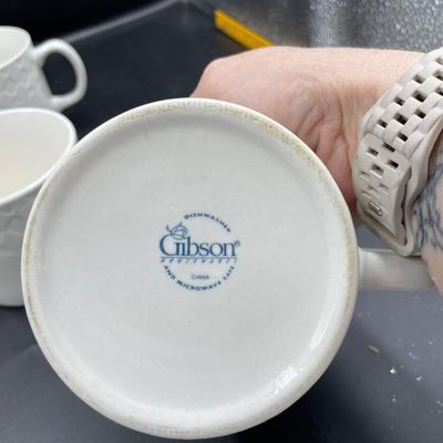 Set of 4 coffee mugs