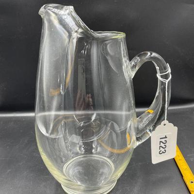 Glass pitcher