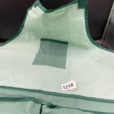 Gardening apron
