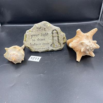 Sea shells