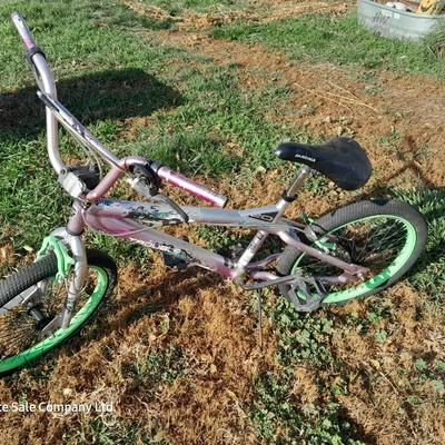 Girls 20" Kent Trouble Bicycle for parts or repair Model GS32027 Needs tires