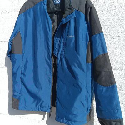 Very Nice Man's CHAPS brand Jacket - perfect for fall or winter! Size Large