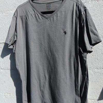 Assortment of Men's Shirts Size Large