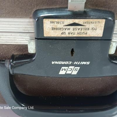 Vintage Coronet Super 12 Smith-Corona SMC Electric typewriter in case