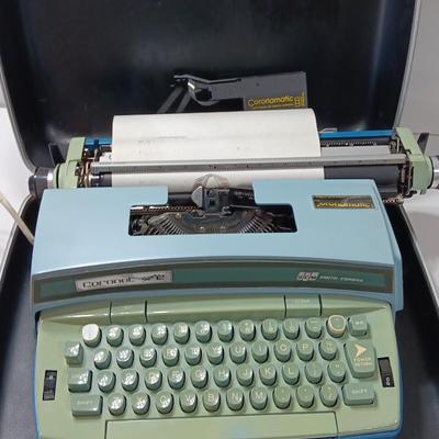 Vintage Coronet Super 12 Smith-Corona SMC Electric typewriter in case