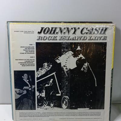 Three record LP'S Dolly- Kenny Rogers and Johnny Cash