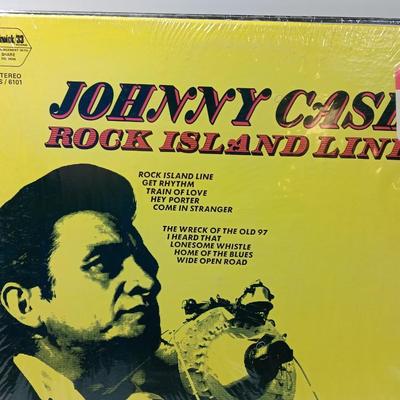 Three record LP'S Dolly- Kenny Rogers and Johnny Cash